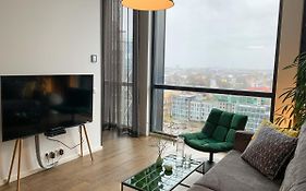 Orange WOHO Central Panoramic Lux