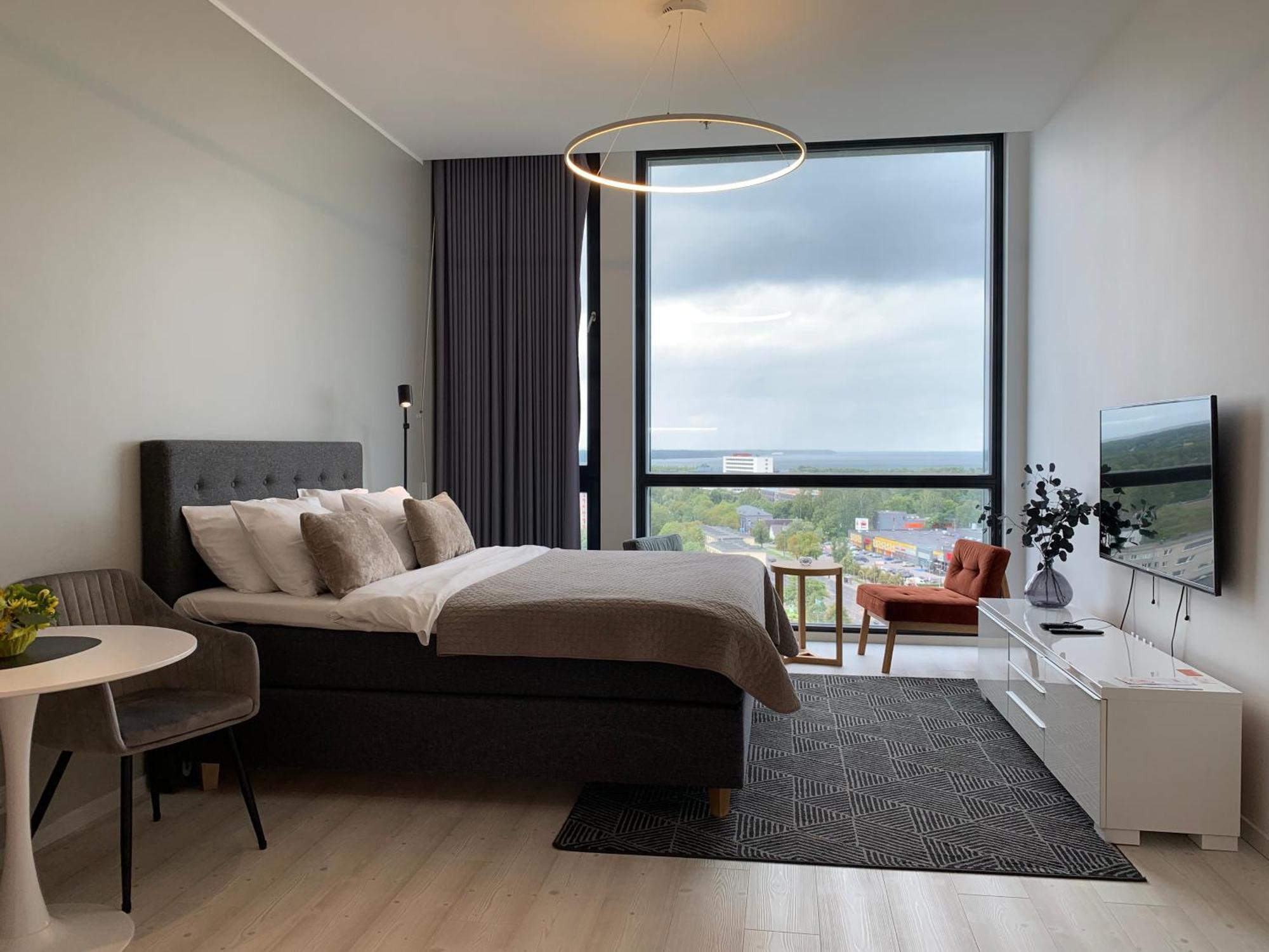 Orange WOHO Central Panoramic Lux Tallinn Extérieur photo