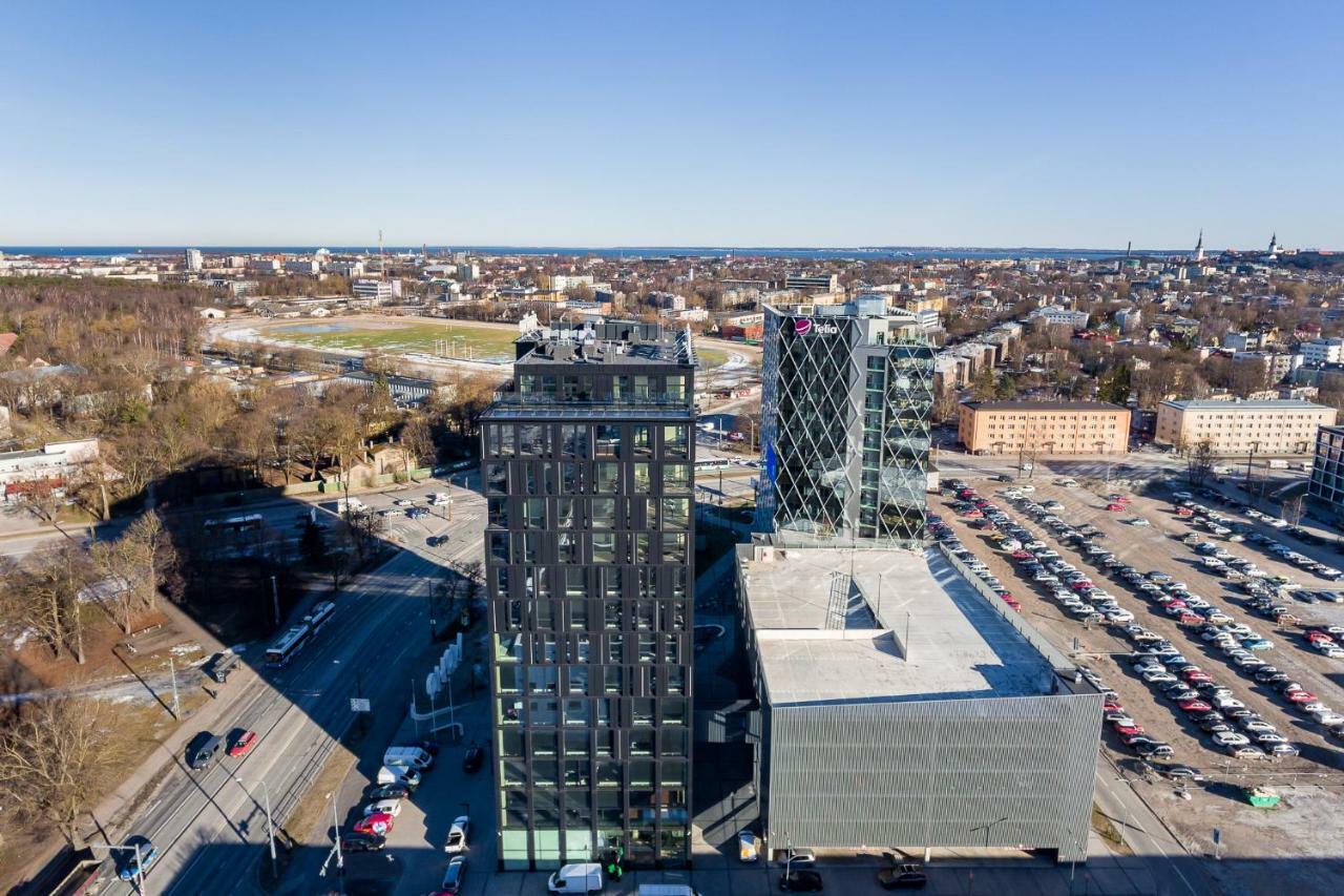 Orange WOHO Central Panoramic Lux Tallinn Extérieur photo